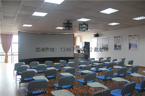 ��̶�й�ó��רѧУ����רҵʵѵ����ʵ��ͼƬ