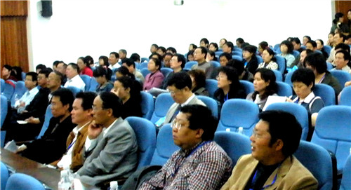 �᳡��Ļʽ�ҿ���־ƽ��