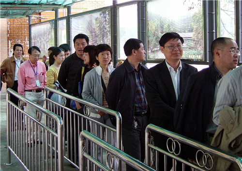 �ι���ɽФƼ��